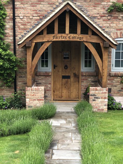 Arch Porch, Arched Porch, Side Extension Ideas, Farm Porch, Hunter House, House Awnings, Kitchen Renovation Inspiration, Cottage Porch, Timber Frames