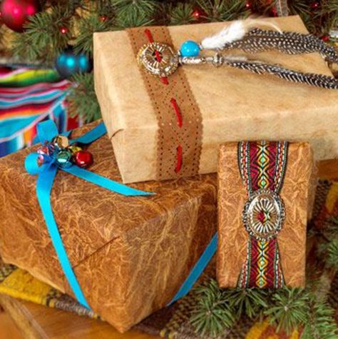 Indigenous Christmas, Western Christmas Decorations, Native Christmas, Southwestern Christmas, Arizona Christmas, Southwest Christmas, Indian Christmas, Brown Wrapping Paper, Christmas Gift Bow