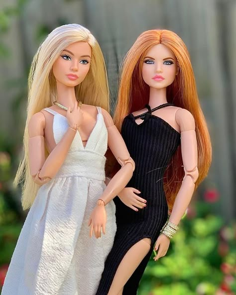 Barbie Doll Photography, Barbie Dolls Outfits, Inspirational Poses, Barbie Photography, Barbie Pictures, Barbie Kids, Barbie Vibes, Barbie Signature, Dolls Outfits