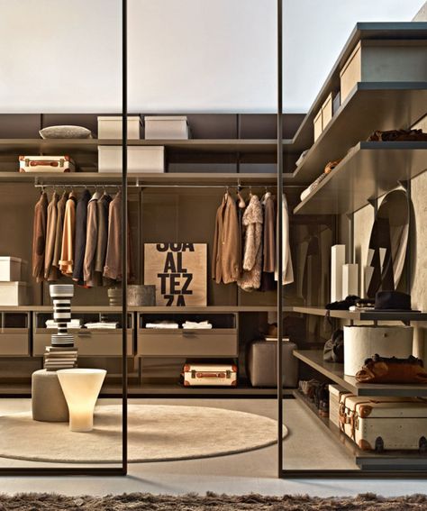 Sliding doors for walk-in closet - Dwell - Molteni&C Separating Rooms, Sliding Door Systems, Walk In Closets, Partition Design, Side Wall, False Ceiling, Walk In Closet, Sliding Door, Sliding Doors