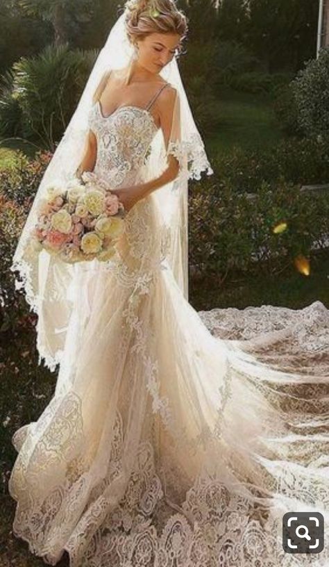 Spaghetti Strap Wedding Dress, Wedding Dress Guide, Wedding Dresses With Straps, Trendy Wedding Dresses, Dress Guide, Applique Wedding Dress, Lace Bridal Gown, A Wedding Dress, Lace Bridal