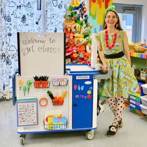 Cassie Stevens, Mobile Classroom, Cassie Stephens, Preschool Ideas, New Me, Elementary Art, Art Classes, School Year, Lily Pulitzer Dress