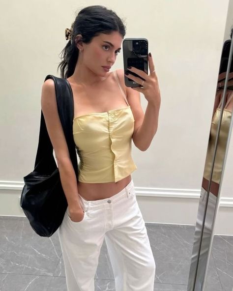 Kendall Jenner Outfits 2024, Kylie Jenner Outfits Street Styles, Kylie Jenner Mirror, Jenner Style Outfits, Kylie Jenner Outfits Casual, Look Kylie Jenner, Looks Kylie Jenner, Kylie Jenner Look, Black Bob