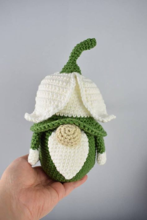 Simple Gnome Crochet Pattern, Crochet Gnome Beard Pattern, Cactus Gnome Crochet, Crochet Mini Gnome, Crochet Plant Pattern Free, Free Crochet Gnome Pattern, Free Gnome Crochet Pattern, Crochet Gnomes Free Pattern Easy, Crochet Gnomes Free Pattern