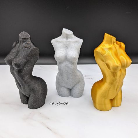 Female Body Sculpture, Female Torso Sculpture, Plate Inspiration, Body Sculpture, Female Torso, Male Torso, Rennaissance Art, Anatomy Sketches, Body Figure