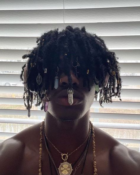 Earthy Dreadheads, Black Hair Haircuts, Kingsley Shacklebolt, Illegal Civ, Colored Dreads, African Warrior, Bohemian Men, Dyed Tips, Black Bohemian