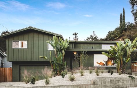 Photo 1 of 24 in Before & After: A Los Angeles Home Gets a Dazzling Makeover—and Hits the Market for $1.7M - Dwell Midcentury Ranch House, Split Level Exterior, Mid Century Modern House Exterior, Green House Exterior, Split Level Remodel, Mid Century Modern Exterior, Mid Century Exterior, Mcm House, Split Level House