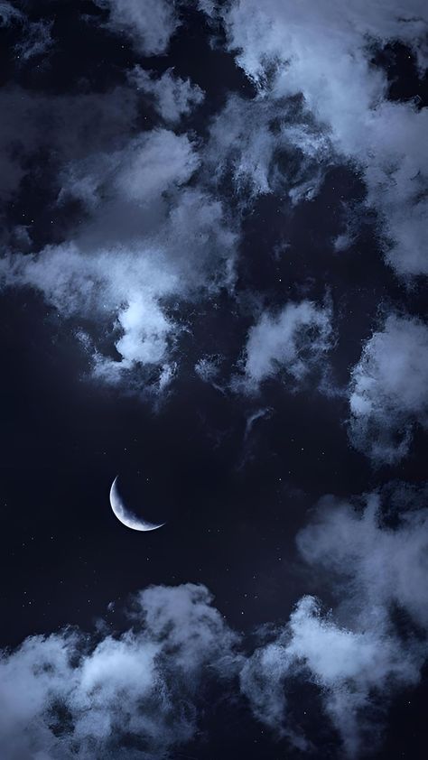 Ocean At Night Aesthetic Wallpaper, Night Sky With Clouds And Stars, Starry Skies Aesthetic, Night Blue Aesthetic Wallpaper, Landscape Night Photography, Stary Night Asethic, Sky At Night Aesthetic, Feeling Aesthetic Wallpaper, Space Artwork Wallpaper