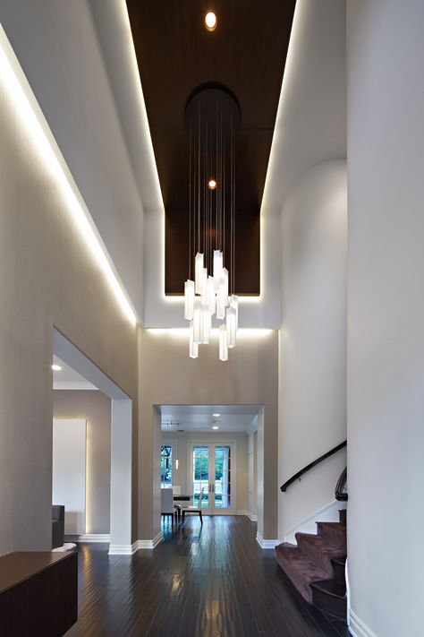 Entryway Light Fixture High Ceiling, Large Chandelier High Ceilings, Entryway Light Fixture, High Ceiling Foyer, High Ceiling Lighting, Modern Living Room Lighting, Modern Lighting Chandeliers, Large Chandelier, Contemporary Light Fixtures