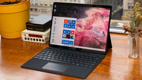 Surface Pro X teardown finds a new high in repairability for Microsoft Best Pc Games, Best Pc, Gaming Pcs, Microsoft Surface Pro, Surface Laptop, Gaming Room Setup, Epic Fails Funny, New Tech, Game Pass