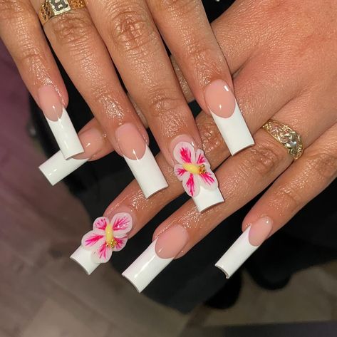 Junk Nails French Tip, Old School French Tip, Old School French Tip Nails, Old School Nails, Junk Nails, 3d Flower Nails, La Nails, Baddie Nails, Cute Acrylic Nail Designs