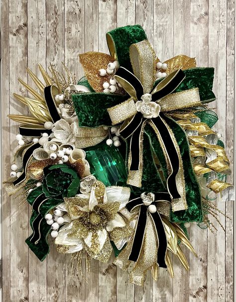 Green Gold Christmas, Gold Christmas Wreath, Monster Wreath, Monster Decorations, Red Christmas Wreath, Traditional Wreath, Poinsettia Wreath, Rose Gold Christmas, Westport Ct