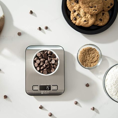 Sleek and modern scale is a muat have for every health and wellness lovers aesthetic home! Food Scales, Digital Food Scale, Digital Kitchen Scales, Food Scale, Keto Meal Prep, Digital Scale, Food Supply, Weighing Scale, Kitchen Scale