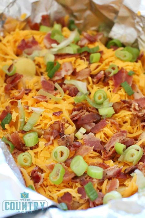 Crock Pot Loaded Little Potatoes Cornbread Salad, Slow Cooker Potatoes, Crock Pot Potatoes, Delicious Clean Eating, Country Cook, Loaded Potato, The Country Cook, Potato Side Dishes, Country Cooking