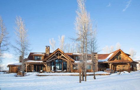 Explore this Colorado mountain dream home with modern-rustic elegance Colorado Lodge, Modern Rustic Cabin, Colorado Mountain Homes, Mountain Lodges, Mountain Dream Homes, Colorado Cabins, Ranch Exterior, Cozy Breakfast Nook, Colorado Mountain