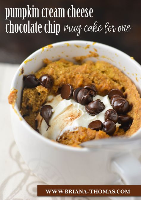 Cream Cheese Chocolate Chip, Cinnamon Mug Cake, Briana Thomas, Chocolate Chip Mug Cake, Muffin In A Mug, Chip Mug, Cream Cheese Brownies, Pumpkin Cream Cheese, Keto Mug Cake