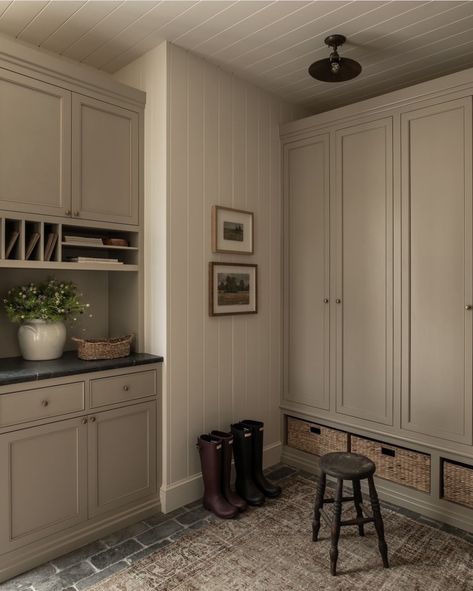 Best Cabinet Paint, Mudroom Remodel, Mudroom Laundry Room, Black Countertops, Cabinet Paint Colors, Amber Lewis, Mudroom Design, Boot Room, Laundry Mud Room