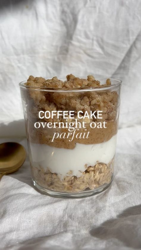 sarah.jherman on Instagram: Coffee Cake Overnight Oat Parfait!!    Using @bobsredmill Extra Thick Rolled Oats to make this oatmeal parfait extra thick, hearty and… Coffee Cake Overnight Oats, Overnight Oats Parfait, Coffee Cake Baked Oats, Overnight Parfait, Thick Overnight Oats, Oat Parfait, Homemade Crumble, Oatmeal Parfait, Coffee Overnight Oats