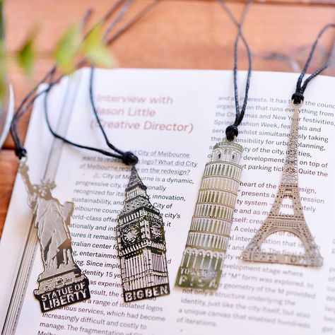 Statue Of Liberty Book, تمثال الحرية, Penanda Buku, Bookmarks For Books, Creative Bookmarks, Bookmark Craft, Bookmarks Kids, Creative Stationery, Book Markers