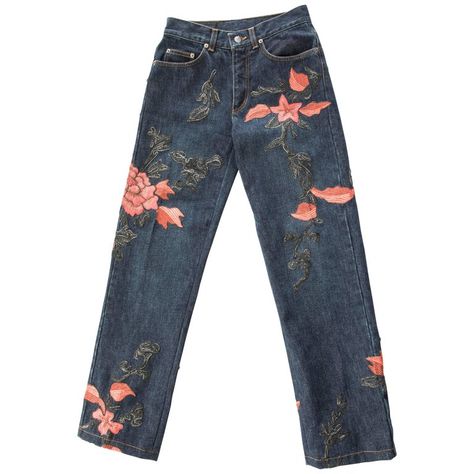 Runway Men, Tom Ford For Gucci, Velvet Bell Bottoms, Gucci By Tom Ford, Tom Ford Gucci, Gucci Runway, Gucci Jeans, Gucci Floral, Fall Jeans