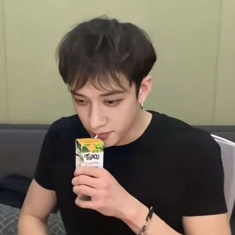 Katey on Instagram: "The little juice box 😭 #bangchancute #bangchan #bangchanbestboy #bangchanbestleader #channie #christopherbang #straykids8 #stayforever #straykidsstay #straykids #staywithstraykids #stay #lovestay #fyp" Chan Cute Icons, Skz Bangchan Icon, Christopher Bang Chan, Bang Chan Icons, Christopher Bangchan, Bangchan Icons, Chan Icons, Christopher Chan, Christopher Bang