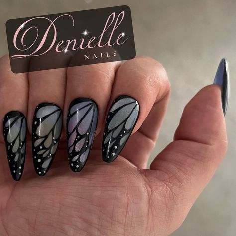 ✨🦋 Butterfly Kisses on My Nails 🦋✨ Obsessed with these stunning butterfly wings press-ons! The long almond shape gives that perfect elegance, while the multi-colored cat eye base shines with a mesmerizing effect 😍💅. These nails are giving major ethereal vibes—perfect for anyone who loves a bit of glam and whimsy! 🌈💫 What do you think? 🦋💖 @apresnailofficial Long Almond Tips @kupainc Glossy Top Coat #ButterflyNails #butterflywingnails #longalmondnails #PressOnNails #CatEyeNails #ManicureMa... Almond Tips, Long Almond Nails, Long Almond, Butterfly Nails, Eye Base, Almond Shape, Cat Eye Nails, Butterfly Kisses, Press Ons