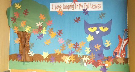 Pete The Cat Fall Bulletin Board, Pete The Cat Falling For Autumn, Cat Falling, Library Door, Door Bulletin Boards, Holiday Bulletin Boards, Fall Bulletin Boards, Preschool Bulletin, Bulletin Board Display