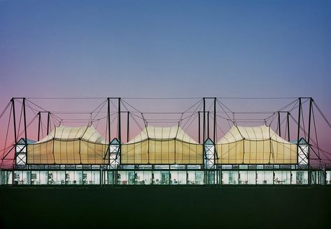 Schlumberger Cambridge Research Centre, Phase I | Hopkins Architects Structural Expressionism, Hopkins Architects, Temporary Architecture, Richard Rogers, Renovation Architecture, Tensile Structures, System Architecture, King's College, Roof Trusses