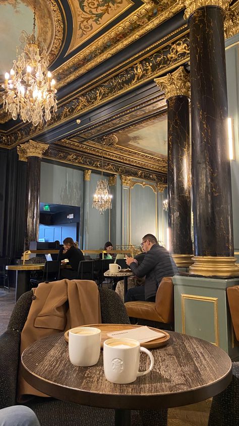 Paris Coffee Aesthetic, Coffee Paris Aesthetic, Coffee Shop In Paris, Paris Date Aesthetic, Paris Coffee Shop Aesthetic, Shopping Date Aesthetic, Opera Date, Aesthetic Starbucks Coffee, Paris Starbucks