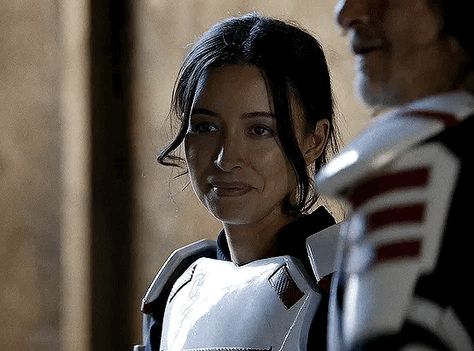 Christian Serratos Gif, Twd Gif, Christian Serrato, Amber Freeman, Walking Dead Gif, Walking Dead Characters, Christian Serratos, Far Cry 6, Space Drawings