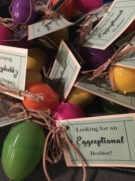 Realtor Pop Bys Marketing Ideas, Realtor Holiday Popbys, Real Estate Handout Ideas, Real Estate Easter Pop By Ideas, Realtor Easter Marketing, Easter Client Gift Ideas, Easter Open House Ideas, Pop Buys For Realtors, Real Estate Door Knocking Gifts