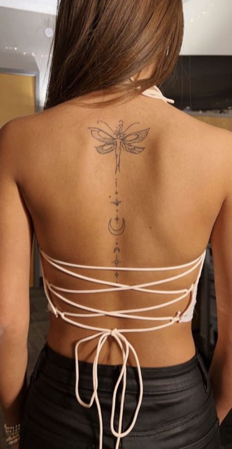 Flower Spine Tattoos, Bauch Tattoos, Pretty Hand Tattoos, Chic Tattoo, Small Pretty Tattoos, Petite Tattoos, Spine Tattoos For Women, Stylist Tattoos, Classy Tattoos