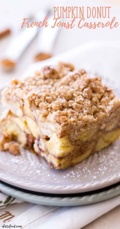 This Easy Pumpkin Donut French Toast Casserole recipe is one of our favorite overnight breakfast bakes! Pumpkin donuts, brioche bread and an egg custard gets soaked overnight, then it's topped with a homemade streusel and baked in the oven 'til golden brown. The perfect breakfast recipe of fall! #pumpkin #frenchtoast #casserole #breakfast #brunch #dessert Donut French Toast, Easy French Toast Bake, Waffle Breakfast, Waffles Breakfast, Easy French Toast, Healthy Entrees, Cinnamon Swirl Bread, Cinnamon Streusel, Toast Casserole