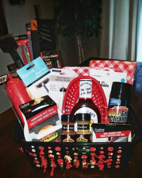 32+Homemade+Gift+Basket+Ideas+for+Men+-+DIY+Projects+for+Making+Money+-+Big+DIY+Ideas Homemade Gift Basket Ideas, Gift Basket Ideas For Men, Bbq Gift Basket, Auction Basket, Homemade Gift Baskets, Christmas Gift Baskets Diy, Raffle Basket, Auction Baskets, Boyfriend Gift Basket