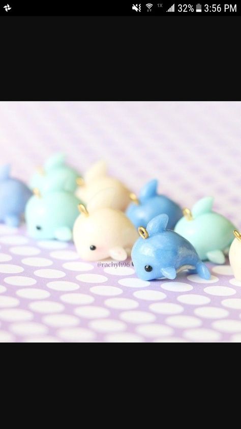 Cute clay dolphins i made Dolphin Clay Sculpture, Polymer Clay Dolphin, Clay Sea Animals, Clay Dolphin, Clay Keyring, Keyring Ideas, Clay Creatures, Fimo Ideas, Clay Inspo