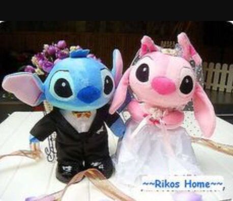 👰 Stitch And Angel Wedding, Angel Wedding Theme, Stitch Wedding Ideas, Tsum Tsum Party, Angel Wedding, Stitch Wedding, Lilo And Stitch Merchandise, Disney Wedding Theme, Cheap Toys