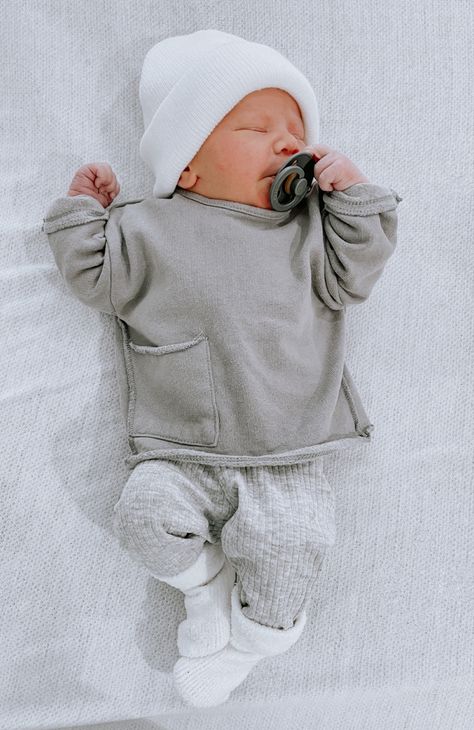 Baby Boy Newborn Outfit, Baby Boy Outfits Newborn Winter, Fall Newborn Outfits Boy, Newborn Winter Outfits Boy, Newborn Boy Winter Outfits, Newborn Boy Aesthetic, Summer Baby Boy Outfits Newborn, Baby Boy Astethic, Baby Boys Outfit Ideas