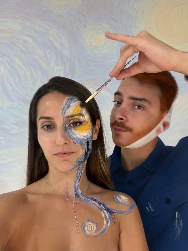 Van Gogh Costume, Starry Night Makeup, Halloween Couple Costume, Art Themed Party, Vincent Van Gogh Starry Night, Costume Couple, Facial Tips, Prom Couples, Halloween Couple