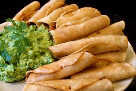 Cooking for My Peace of Mind: Corn Tortillas and Taquitos....Does it get any better? Pepper Jack Chicken, Chicken Taquitos Recipe, Jack Chicken, Cooking Corn, Taquitos Recipe, Homemade Corn Tortillas, Chicken Taquitos, My Peace, Pepper Jack