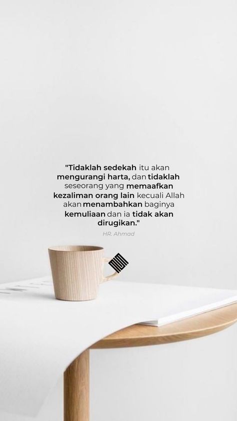 #quotes #hadits #quoteshadits #islam #islami #wallpaper #simple #sederhana #minimalis #sedekah #mim Rezeki Allah Quotes, Hadist Quotes, Hadis Quotes, Reminder Islam, Cinta Quotes, Quotes Islamic, Religion Quotes, Pray Quotes, Postive Life Quotes