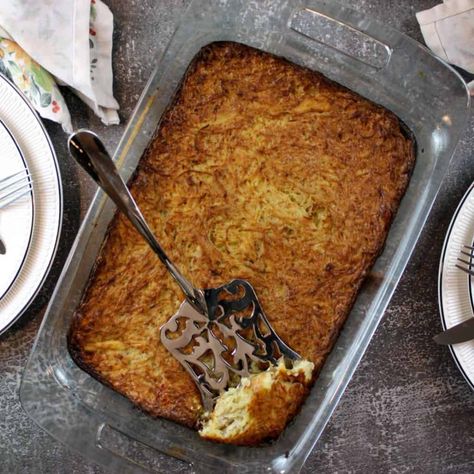 Potato Kugel Recipe, Noodle Pudding, Potato Kugel, Jewish Foods, Jewish Cuisine, Quick Bites, Food Fair, Potato Leek, Jewish Food