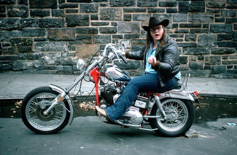 These Retro Photos of Celebrities on Motorcycles Are the Epitome of Cool Meatloaf Singer, Vintage Motorcycle Photos, Star Motorcycles, Honda Civic Hatchback, Park In New York, Chopper Motorcycle, Cool Motorcycles, Motorcycle Harley, Retro Photo