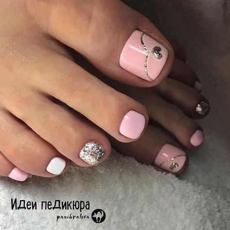 Pedicure Design, Pink Toe Nails, Pedicure Designs Toenails, Pedicure Colors, Pretty Toe Nails, Summer Toe Nails, Cute Toe Nails, Pedicure Designs, Toe Nail Designs