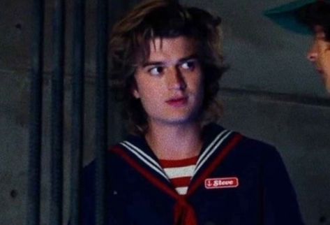 Steve Harrington Season 3, Mommy Steve, Steddie Harringrove, Stranger Things Joe Keery, Sunshine Bear, Steve Harrington Stranger Things, Joe Kerry, Beautiful Joe, Stranger Things Season 3