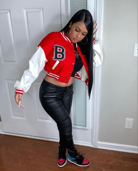 Badnana Instagram Outfits, Badnana Instagram, Instagram Model Outfits, Varsity Jacket Outfit, Leather Jacket Outfits, Instagram Outfits, Black Women Fashion, Instagram Models, Jacket Outfits