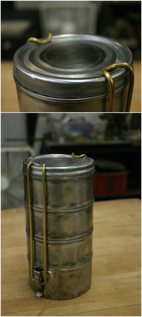 Tuna Can Tiffin Box - 20 Frugally Genius Ways To Upcycle Empty Tuna Cans Tuna Cans, Shabby Chic Candle Holders, Tuna Can, Recycled Decor, Tiffin Box, Diy Nativity, Aluminum Can Crafts, Cats Diy Projects, Upcycle Ideas