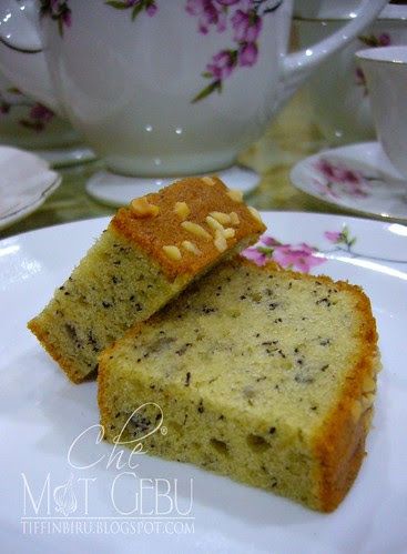 Banana Butter Cake Recipe, Banana Butter Cake, Best Banana Cake Recipe Moist, Banana Cake Recipe Moist, Homemade Ice Cream Recipes Machine, Moist Banana Cake, Banana Cake Recipe Easy, Banana Cakes, Butter Cakes