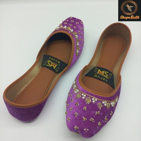 Handcrafted Womens pakistani indian Khussa Shoes | Cushioned Punjabi Mehndi Wedding Jutti | Foot Length 9.53 Inches😍💯 . #etsy #etsyshop #etsyuk #etsysuccess #etsyfinds #etsyshop #etsyseller #etsynorway #sweden #norwaynature #usa #usa🇺🇸 #denmark🇩🇰 #girlstrip #ukraine #homedecor #wedding #norway https://butikshopuk.etsy.com/listing/1683861906 Black Khussa, Black Khussa Women, Punjabi Jutti Woman, Multani Khussa, Mehndi Wedding, Indian Wedding Shoes, Etsy Success, Modern Trend, Girls Trip