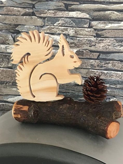 Red Squirrels, Wood Laser Ideas, Popeye And Olive, Red Squirrel, Scroll Saw Patterns, Scroll Saw, Moose Art, Wood, Animals