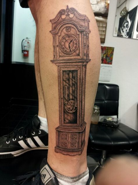 Teds grandfather clock Grandfather Clock Tattoo For Women, Tj Tattoo, Grandfather Clock Tattoo, Small Horse Tattoo, Shoulder Tattoos For Females, Small Music Tattoos, Small Daisy Tattoo, Grandfather Tattoo, Clock Tattoo Sleeve